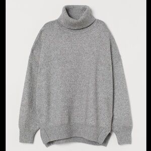 H&M Heather Gray Cowl Neck Knit Sweater - Size Medium